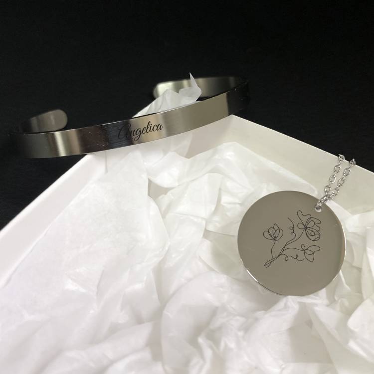 Іменний Подарунковий Набір для Подруги – Аксесуари з Гравіюванням