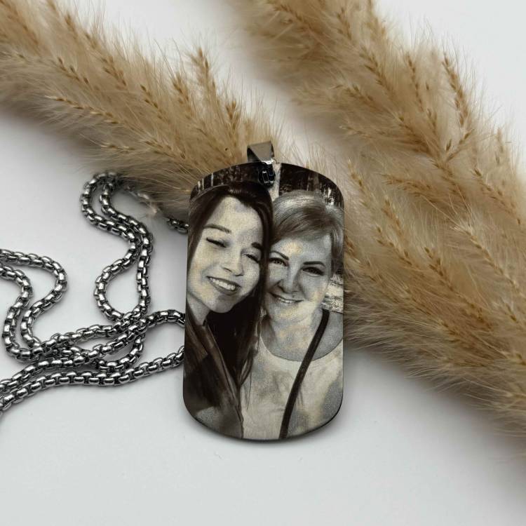 Подарунковий жетон з двостороннім гравіюванням — фото + напис