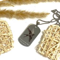 Армійський жетон з гравіюванням ластівки і написом "Sol meus, cum omnia caligant, lux tua orabio mea"