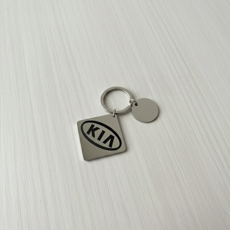 Персонализированный брелок для автолюбителей Kia m39.com.ua Персонализированный брелок для автолюбителей Kia