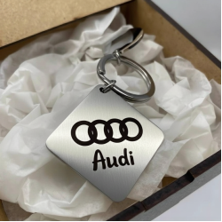 Брелок для ключей с логотипом Audi