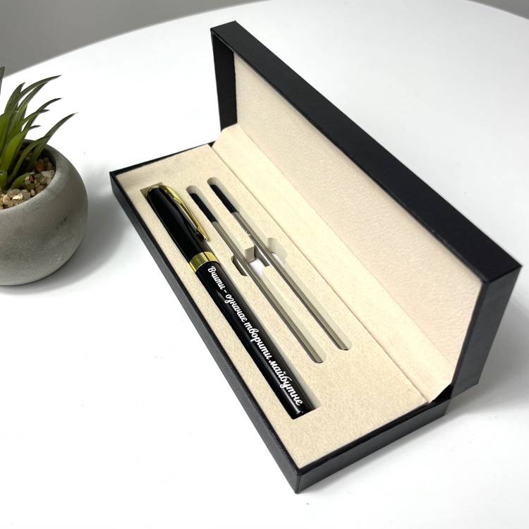 Мотивирующий подарок — ручка с гравировкой “Ваш пример - наша мотивация” m39.com.ua Мотивирующий подарок — ручка с гравировкой “Ваш пример - наша мотивация”