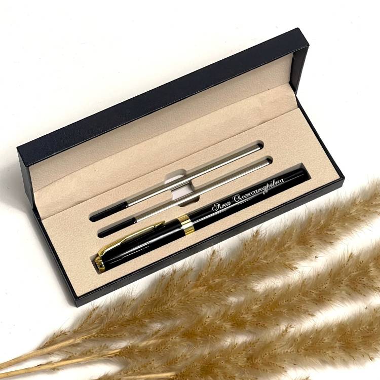 Персоналізований подарунок — ручка з гравіюванням (ім’я/ініціали/дата) m39.com.ua Персоналізований подарунок — ручка з гравіюванням (ім’я/ініціали/дата)