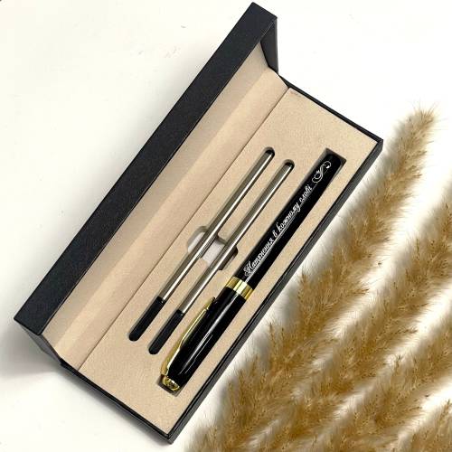 Подарунок колезі, подрузі, мамі, сестрі, бабусі - Ручка з Гравіюванням 