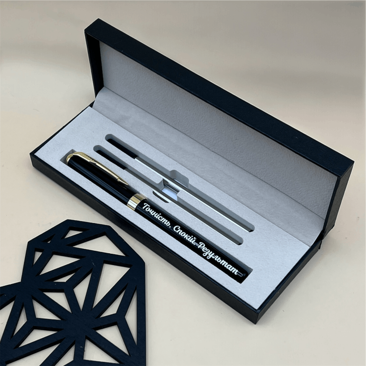 Оригінальний Подарунок - Ручка з Гравіюванням 