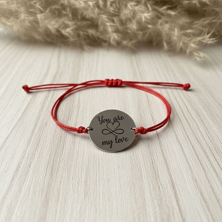 Подарунок дружині You are my love фенечка з персоналізованим гравіюванням