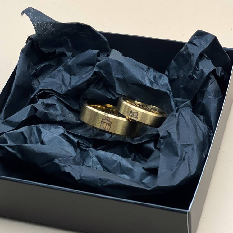 Персоналізована каблучка з двостороннім гравіюванням - подарунок до Дня Святого Валентина m39.com.ua Персоналізована каблучка з двостороннім гравіюванням - подарунок до Дня Святого Валентина