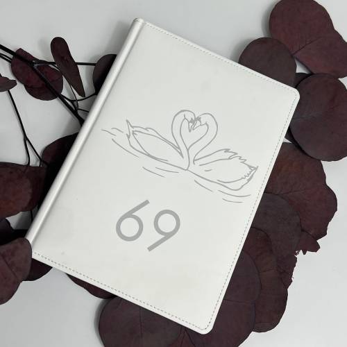 Блокнот Дневник с Гравировкой Лебеди - Белый, Планер m39.com.ua Блокнот Дневник с Гравировкой Лебеди - Белый, Планер