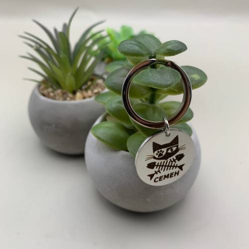 Брелок-адресник для кота з індивідуальним гравіюванням