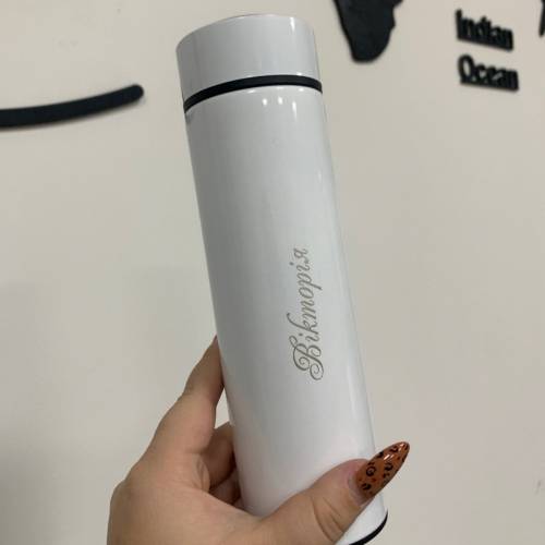 Интересный подарок на новогодние праздники - Термос с гравировкой имени