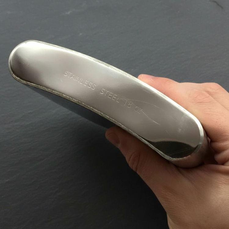 Фляга для Напоїв 530 мл з Нержавіючої Сталі з Персоналізованим Гравіюванням m39.com.ua Фляга для Напоїв 530 мл з Нержавіючої Сталі з Персоналізованим Гравіюванням