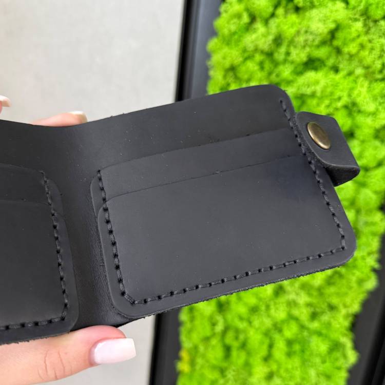 Персоналізований шкіряний гаманець з гравіюванням