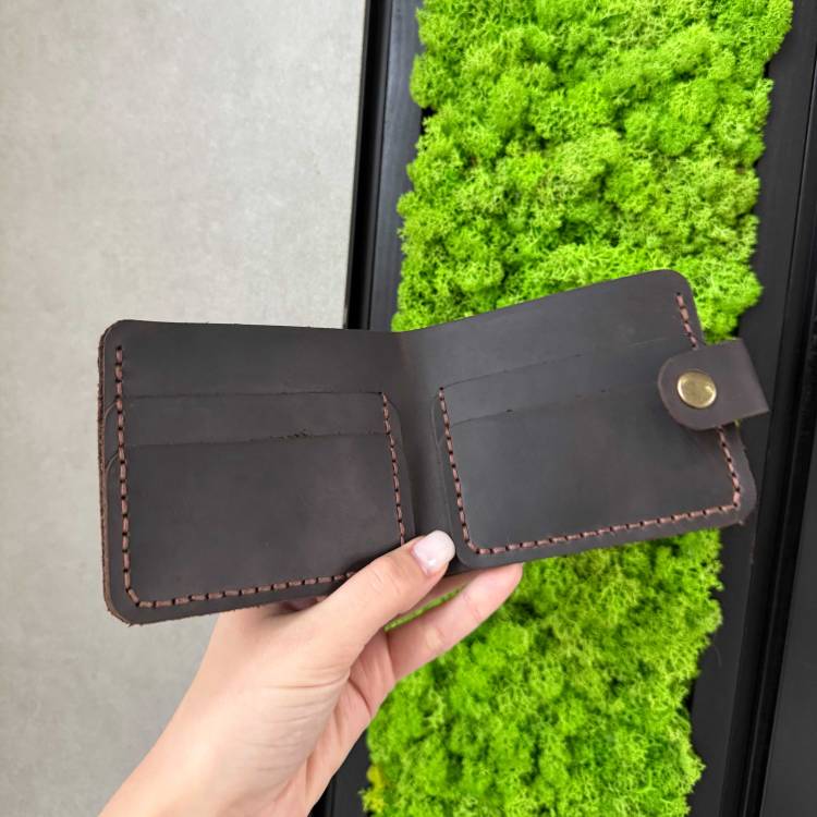 Гаманець із натуральної шкіри з індивідуальним гравіюванням m39.com.ua Гаманець із натуральної шкіри з індивідуальним гравіюванням