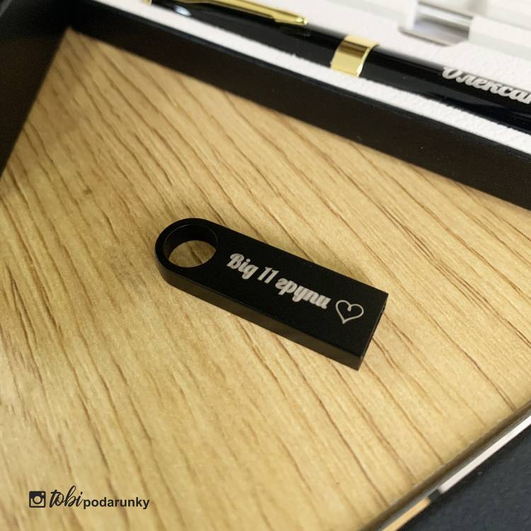 Оригинальный подарок режиссёру, видеооператору - набор аксессуаров с именным гравированием