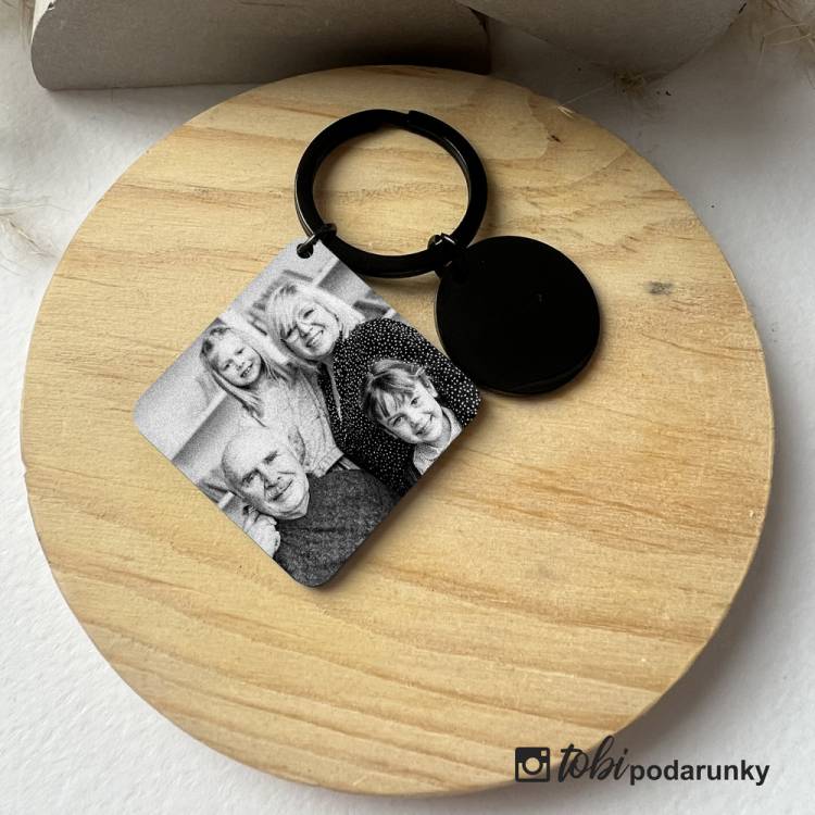 Оригінальний Подарунок Бабусі - Брелок з Гравіюванням Фото