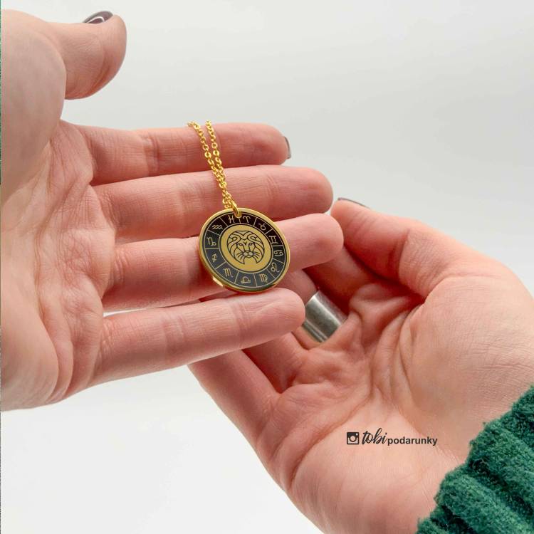 Підвіска Кругла Жіноча з Персоналізованим Гравіюванням Знаки Зодіака