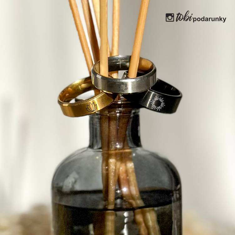 Персоналізована Каблучка з Гравіюванням Орнаменту з Ювелірної Сталі