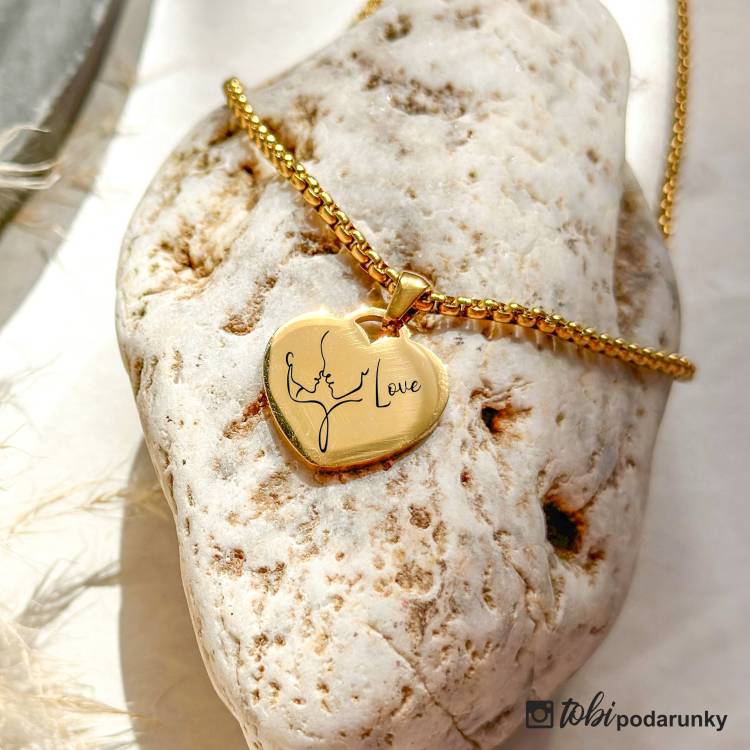 Подарунок Дівчині - Підвіска-Серце з романтичним Гравіюванням