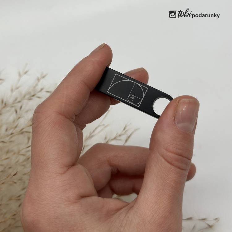 Подарунок на День Архітектора - Флешка 32 ГБ з Індивідуальним Гравіюванням