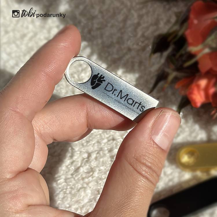 Подарунок Кардіологу - Флешка з Персоналізованим Гравіюванням m39.com.ua Подарунок Кардіологу - Флешка з Персоналізованим Гравіюванням