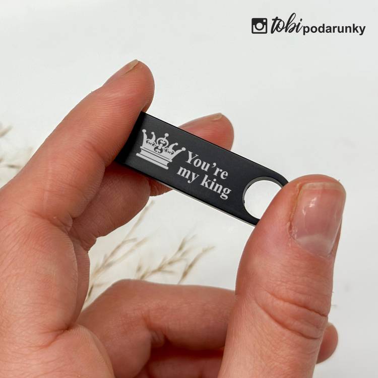 Именная флешка 32 ГБ с лазерной гравировкой