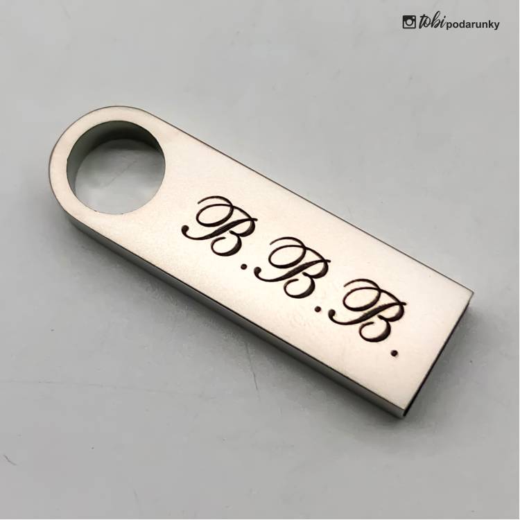 Подарункова флешка 32GB з іменним гравіюванням для студента