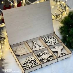 Новогодняя коробка для игрушек на елку "Merry Christmas" 18 штук